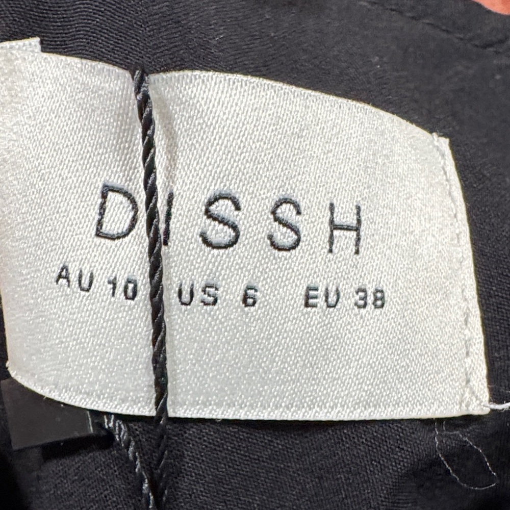 DISSH Black One-Shoulder Cropped Top - Picture 7 of 10